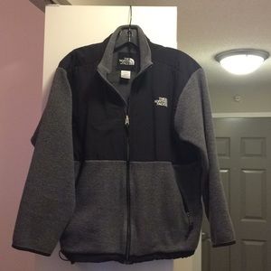 Gray north face fleece